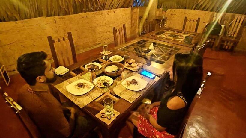 Пансион Hasthi Safari Cottage