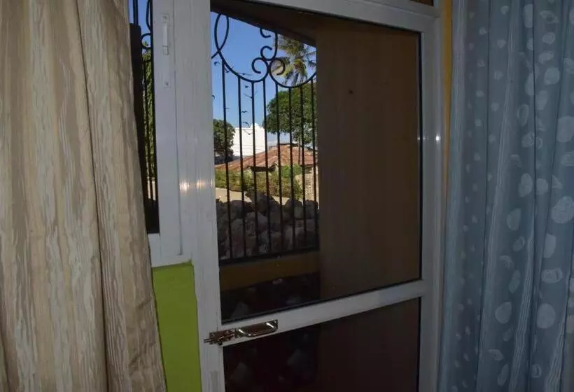 استراحتگاه Viriko Boarding House