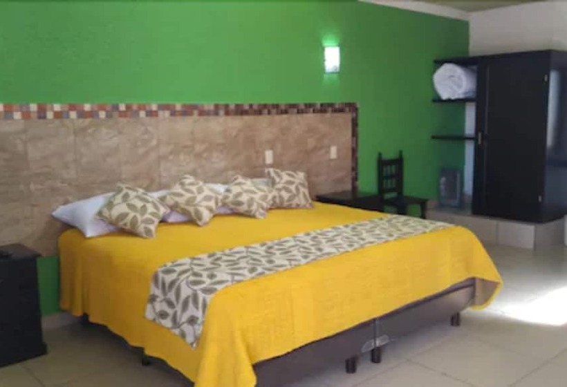 Villa Victoria Pirámides