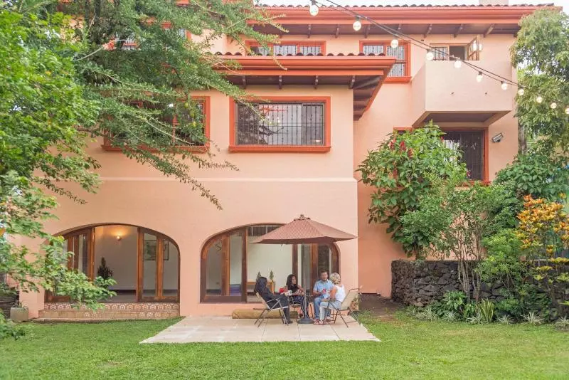 Retkeilymaja Luna Inn B&b