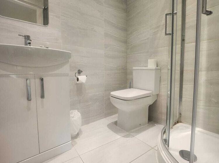 مبيت وإفطار Old Victory House Homestay