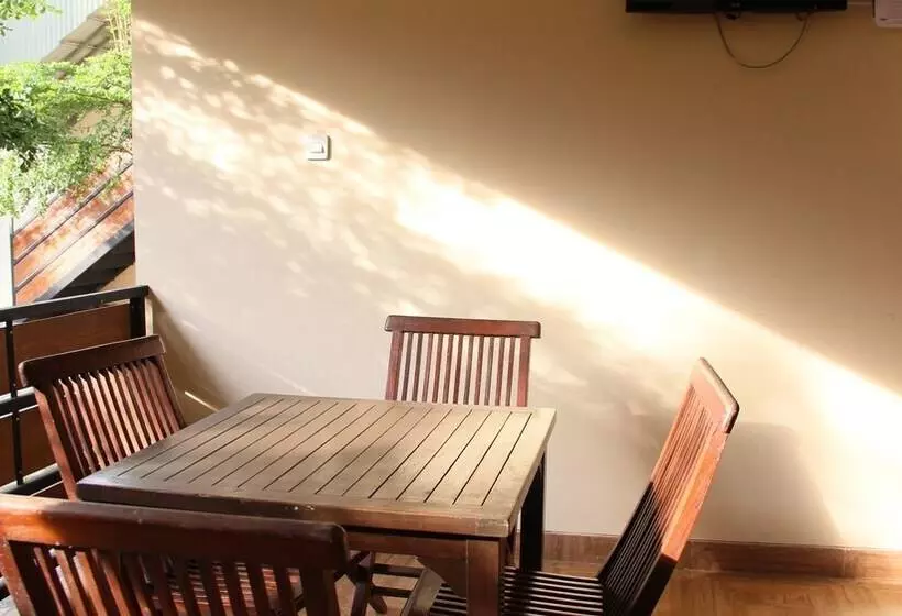 Hotelli Bamboe Inn Homestay