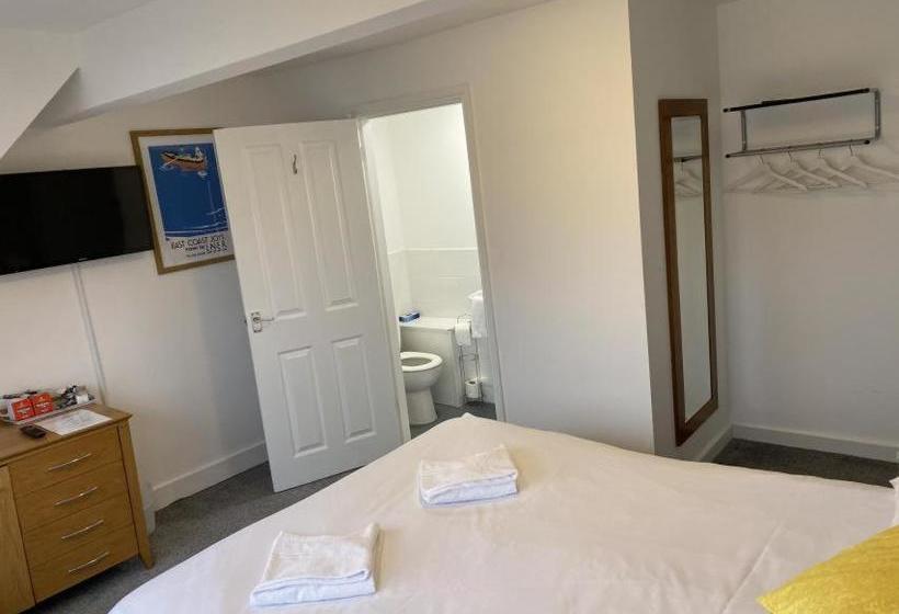 בית מלון כפרי Sea Breeze