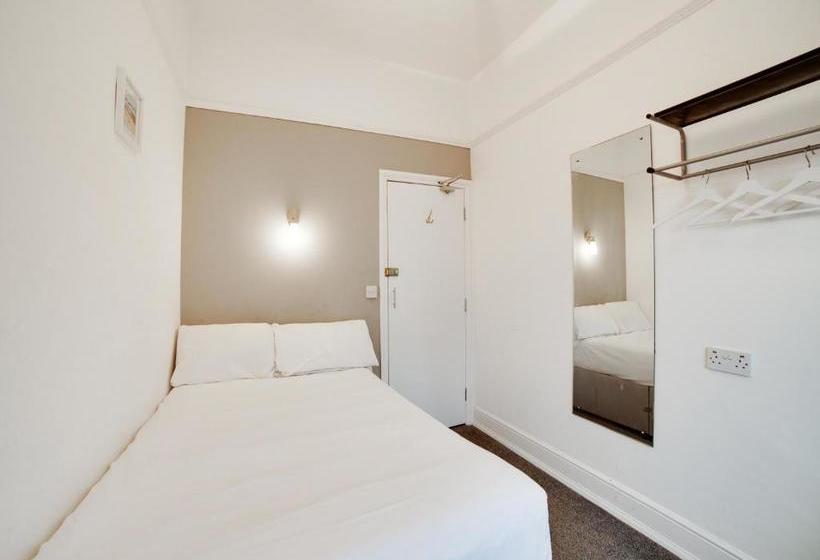 בית מלון כפרי Sea Breeze