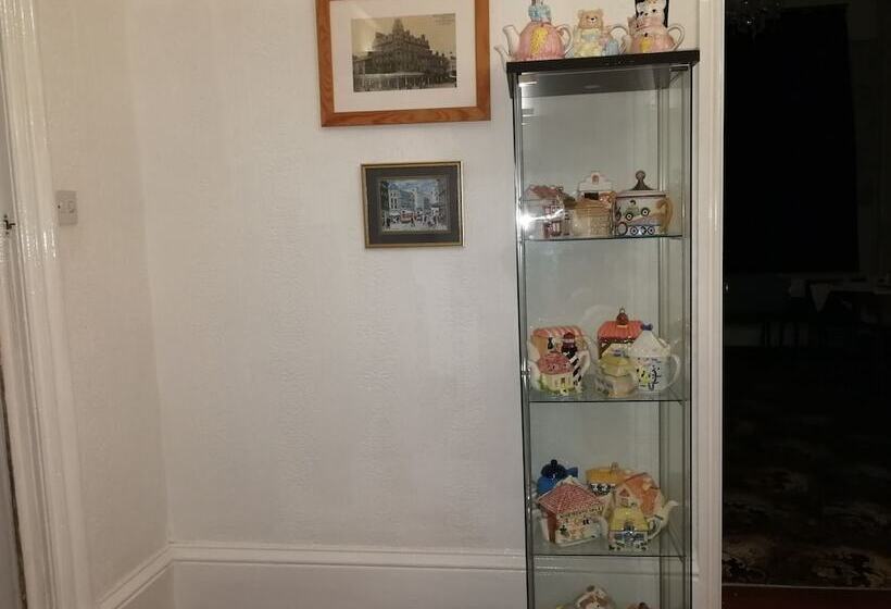 Hotelli Overton Villa