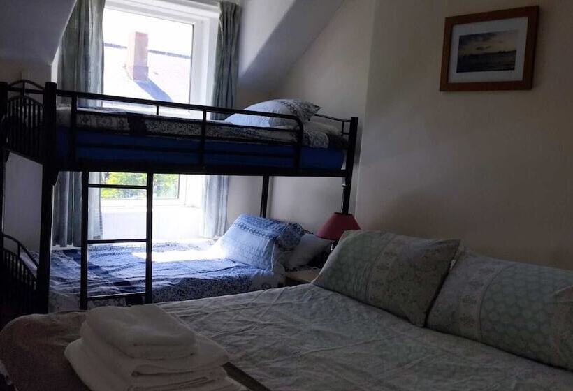 Hotelli Overton Villa