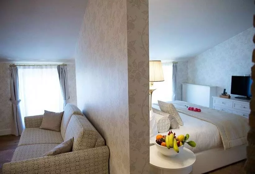 Hotelli San Gemini Palace