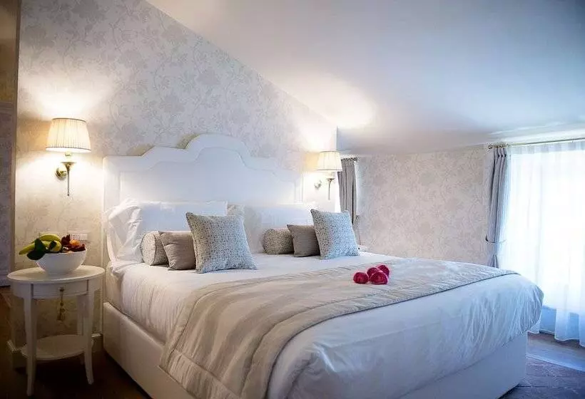 Hotelli San Gemini Palace