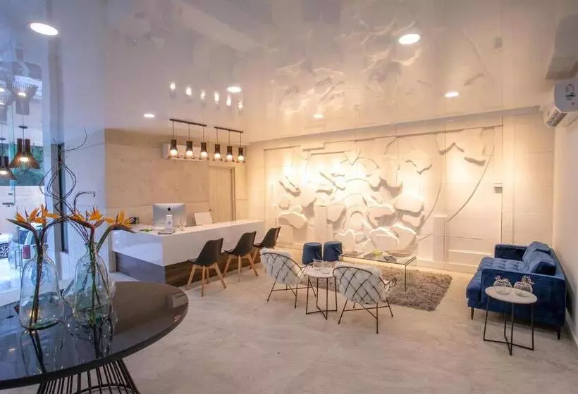 Macondo 5th Av