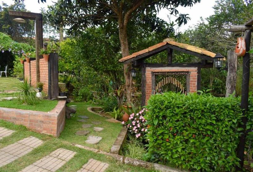 펜션 Pousada Guinda Diamantina  Mg