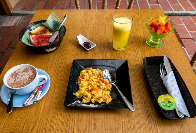 Hostel Adn Algo De Nosotros   Malaika