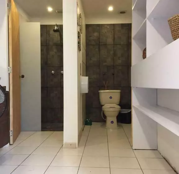 ユースホステル Adn Algo De Nosotros   Malaika