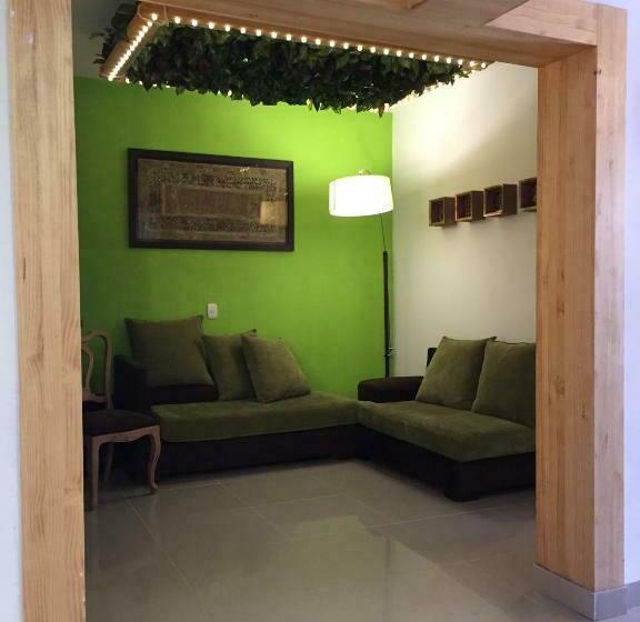 Hostel Adn Algo De Nosotros   Malaika