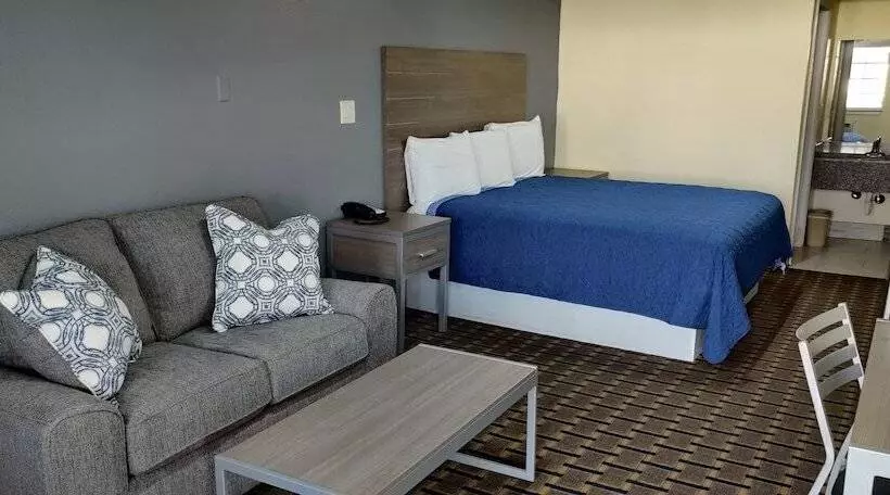 Motelli Ameristay Inn & Suites
