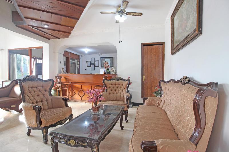 בית מלון כפרי Reddoorz Plus @ Taman Siswa 3