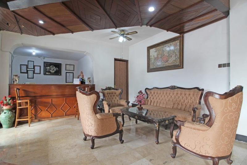 בית מלון כפרי Reddoorz Plus @ Taman Siswa 3