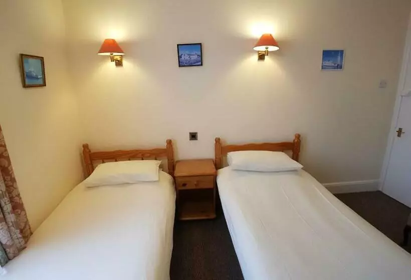 ペンション Everley Guest House