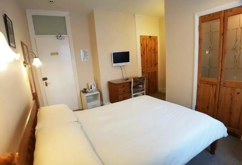 ペンション Everley Guest House