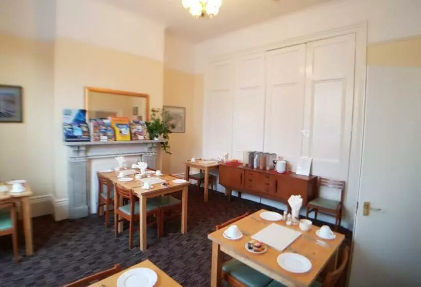 ペンション Everley Guest House