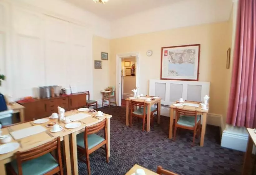 ペンション Everley Guest House