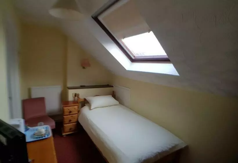 ペンション Everley Guest House