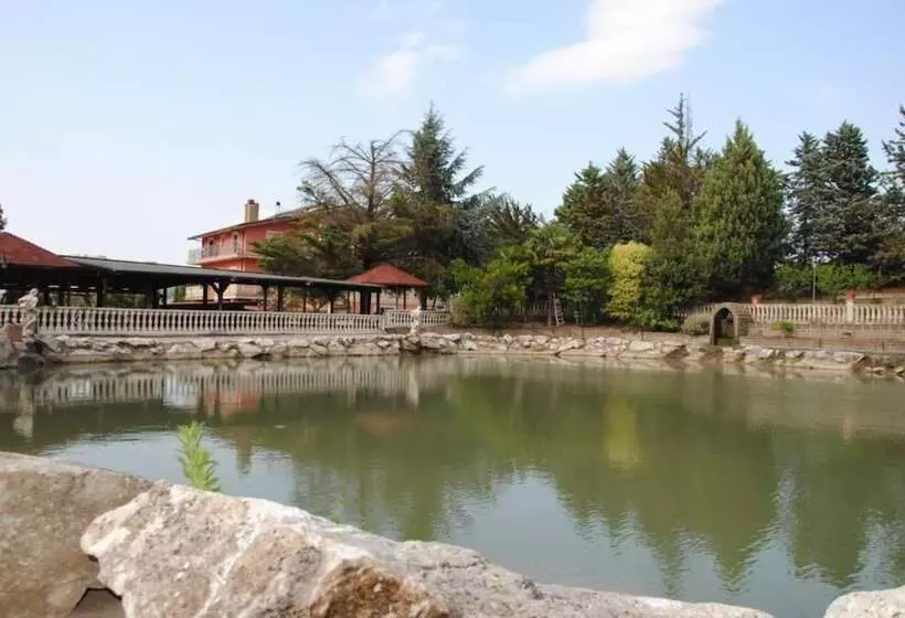 Hotelli Agriturismo Petrilli