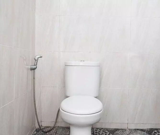 ホテル Kebon Krapyak Cottage Syariah Mitra Reddoorz Near Stadion Maguwoharjo