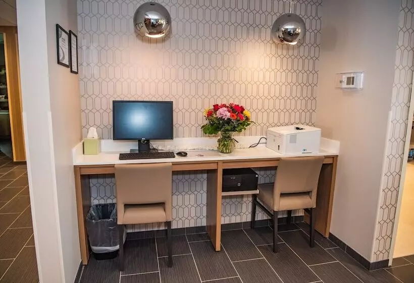 Microtel Inn & Suites By Wyndham Carlisle