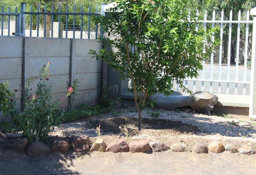 膳宿费 Ons Dorpshuis Beaufort West