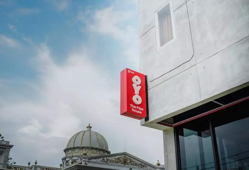 پانسیون Oyo 183 The Pipe House