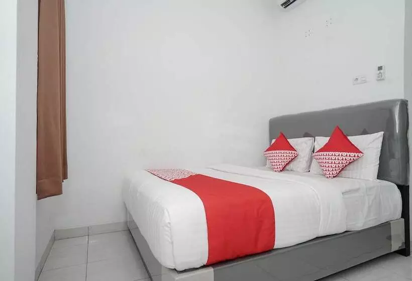 پانسیون Oyo 183 The Pipe House