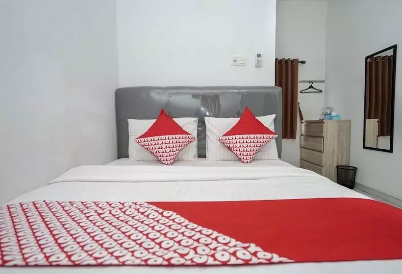 پانسیون Oyo 183 The Pipe House