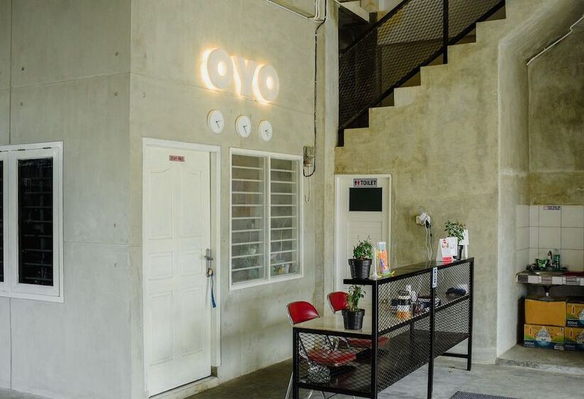 פנסיון Oyo 183 The Pipe House