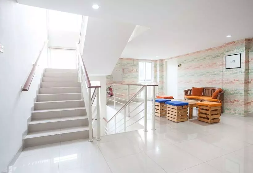 Majatalo Reddoorz Plus At Riverside Malang