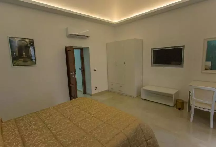 تختخواب و صبحانه Decumano Massimo