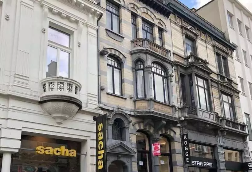 ペンション A Flemish Tale