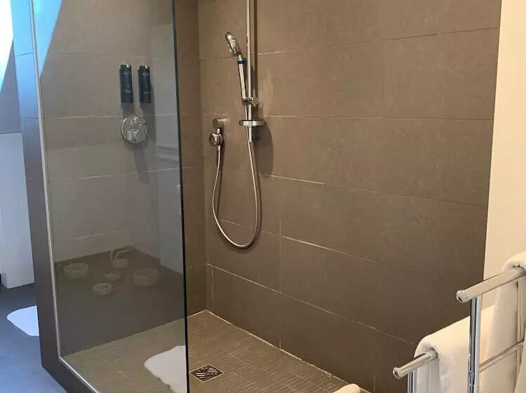 ペンション A Flemish Tale