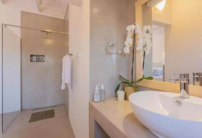 Majatalo Seeplaas Guesthouse