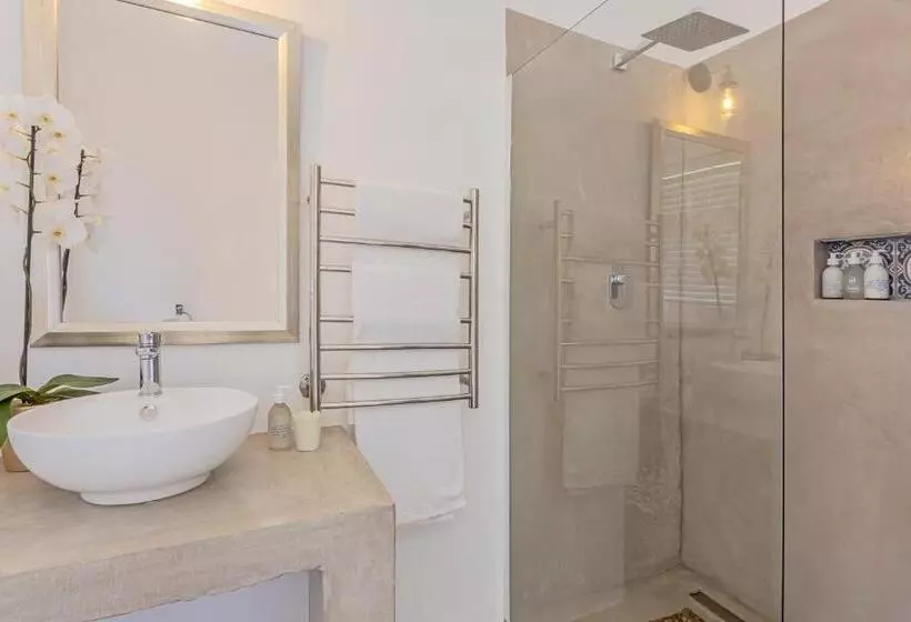 Majatalo Seeplaas Guesthouse