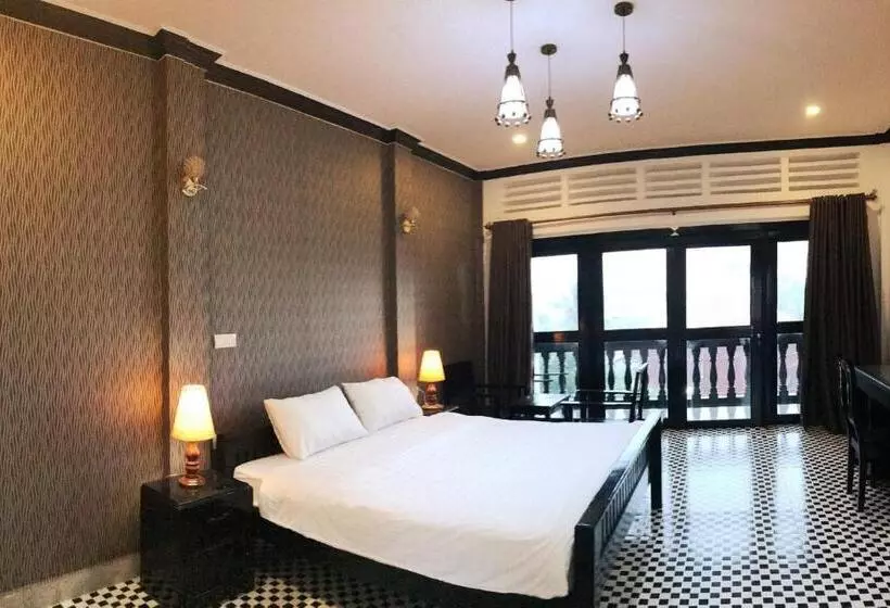 ホテル Sok San Villa