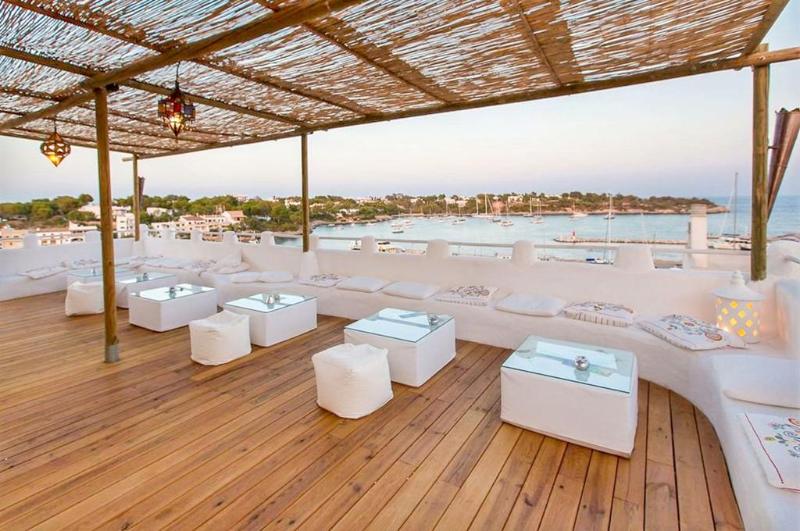 ホテル Som Suret   Adults Only