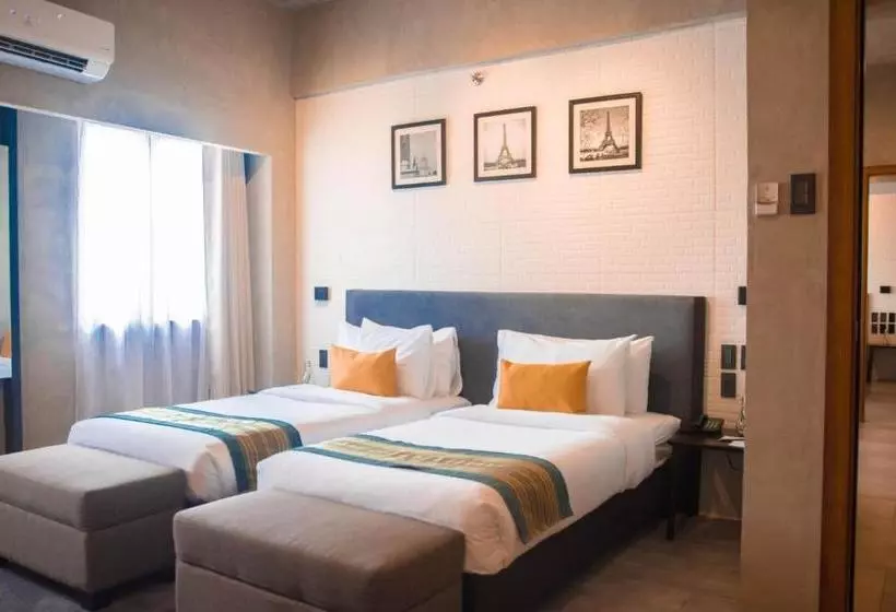 ホテル Upper Story Serviced Apartments