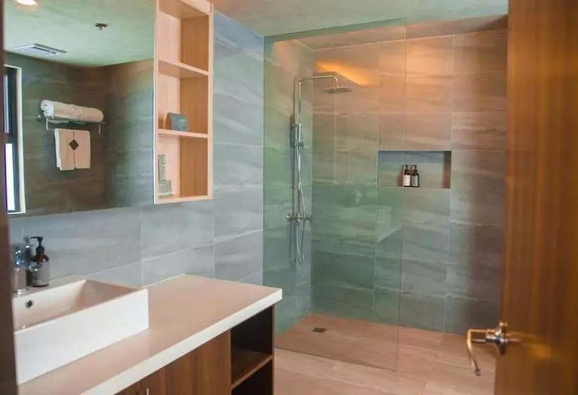 ホテル Upper Story Serviced Apartments
