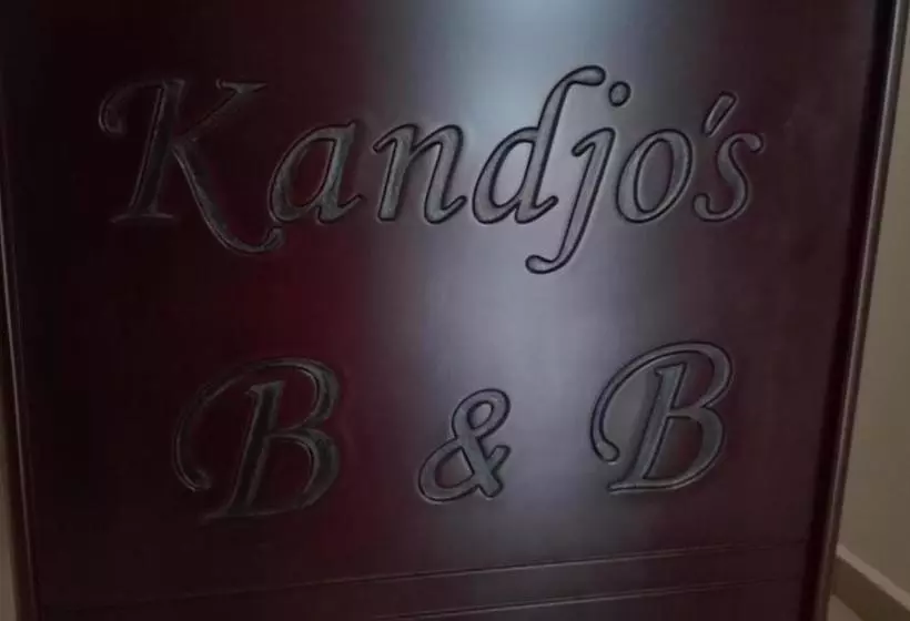 Kandjo's Bed And Breakfast