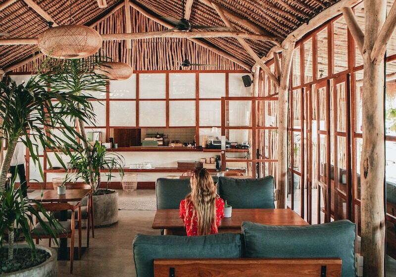 Bamba Capsule Hotel Hostel