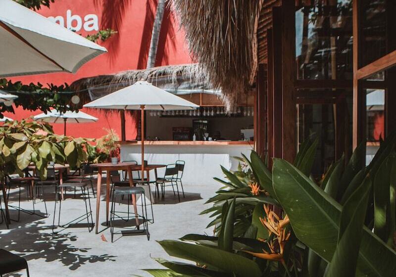 Bamba Capsule Hotel Hostel