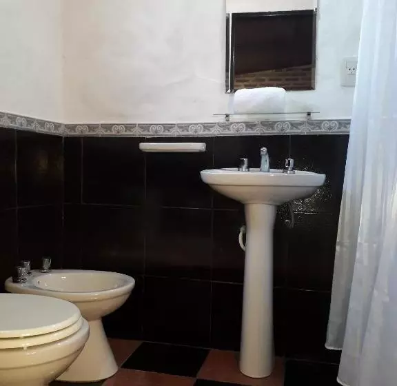 تختخواب و صبحانه Santa Rufina