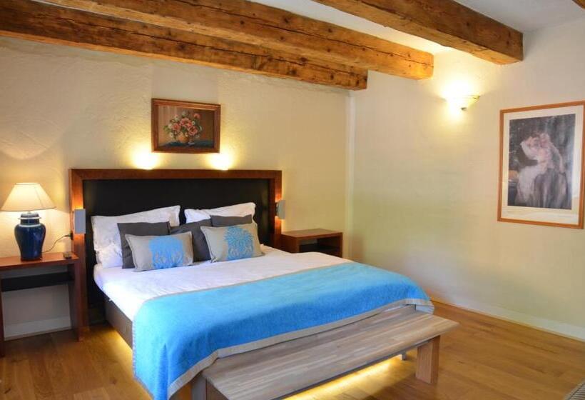 مبيت وإفطار Welness Penzion Modrý Jelen