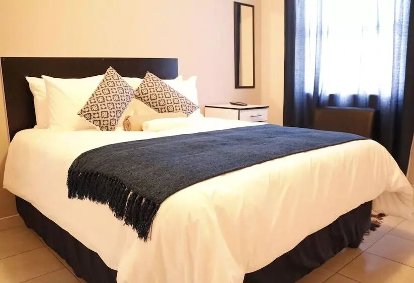 پانسیون Davilla Guest House