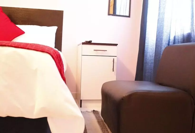 پانسیون Davilla Guest House